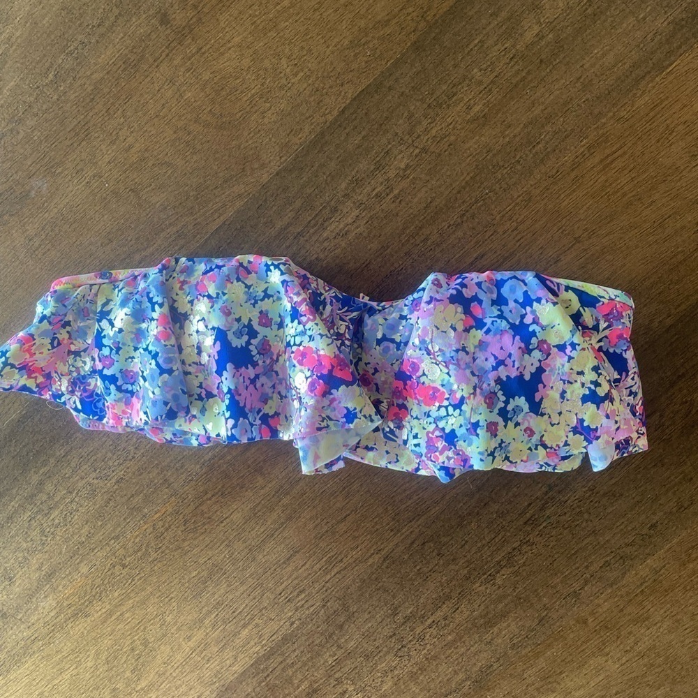 Victoria’s Secret Strapless Floral Bikini Top Size Small